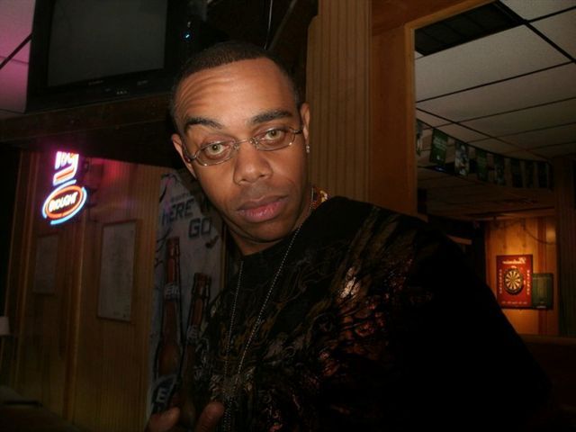 Date this tall United States man Dez212 from New York US12288