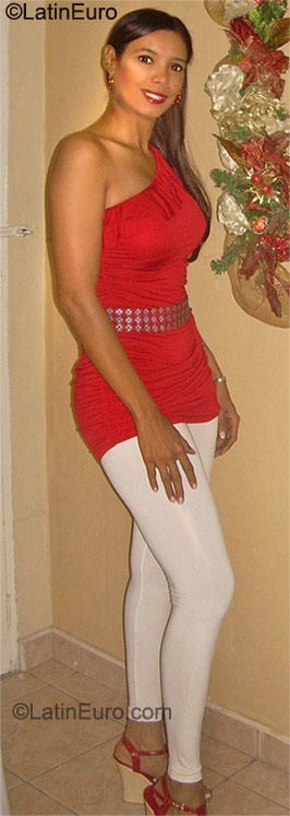 Date this young Colombia girl Franchesca from Santa Marta CO9371