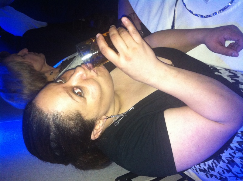 Date this young United States girl Lala001100 from New Haven US12292
