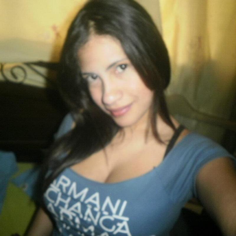 Date this good-looking Colombia girl Andrea from Cali CO9386