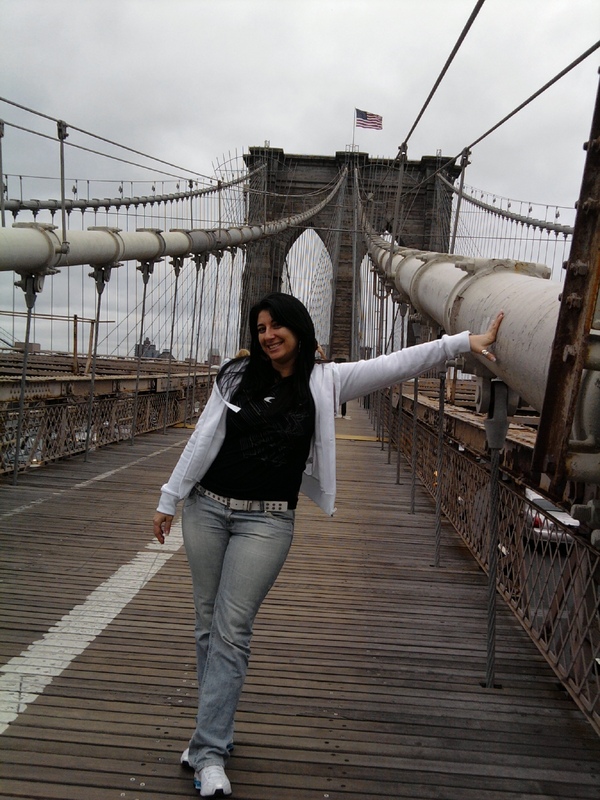 Date this happy Brazil girl Kely from Rio De Janeiro BR6345