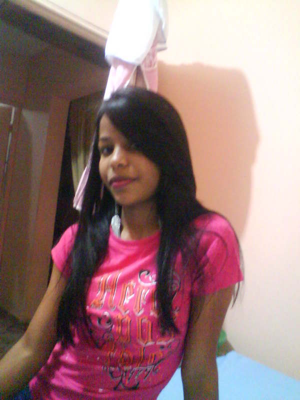 Date this foxy Dominican Republic girl Angie02 from Puerto Plata DO10409