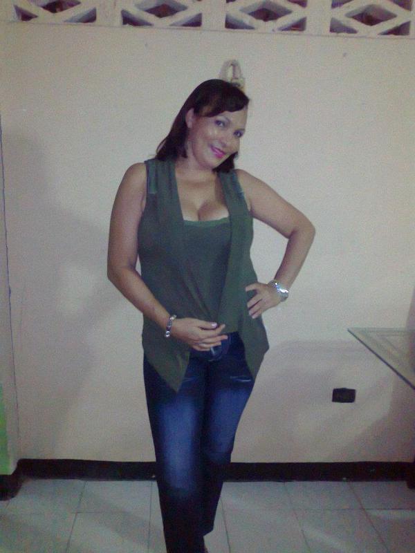 Date this sensual Colombia girl Sonrisa from Cartagena CO9393