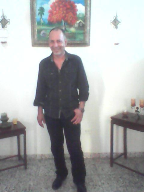 Date this happy Dominican Republic man Valentin from Santiago DO10427