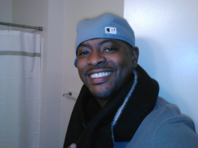 Date this happy United States man Michael from San Diego US12360