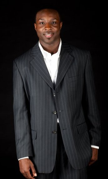 Date this georgeous United States man Lynden from Atlanta US12396
