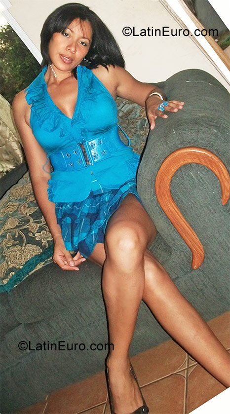 Date this cute Panama girl Marielena from David PA254
