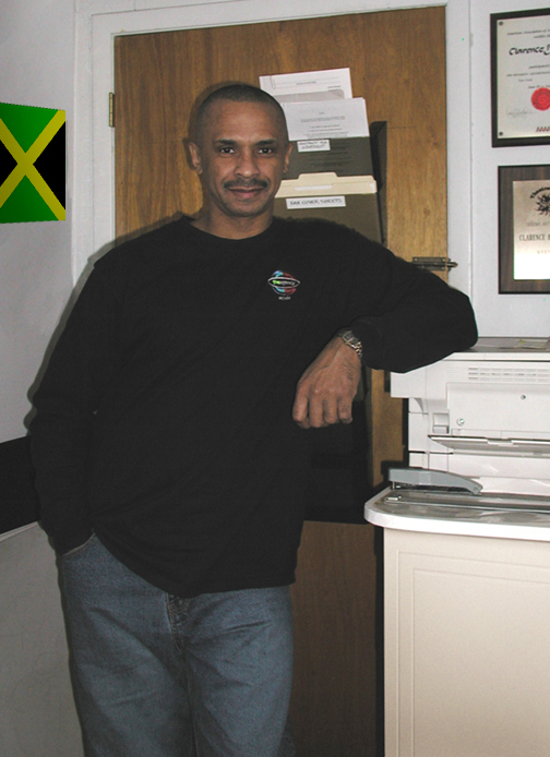 Date this voluptuous United States man Paul from New York US12422