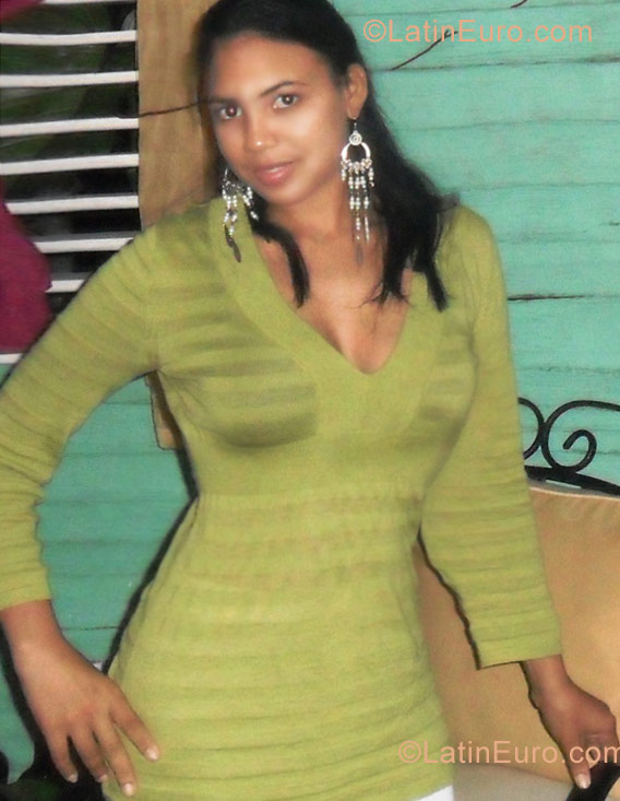 Date this cute Dominican Republic girl Rosaida from Santiago DO10510