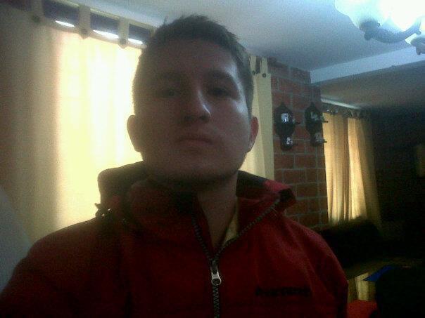 Date this tall Colombia man Luis from cali CO9626