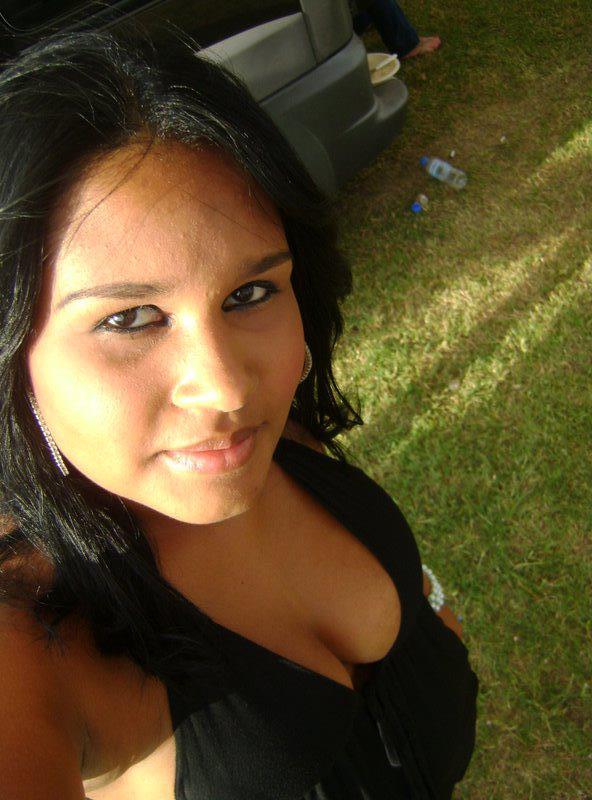Date this passionate Brazil girl Rafaella from Cuiaba BR6518