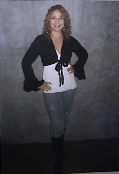 Date this happy Honduras girl Lesmaryan from Tegucigalpa HN626