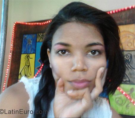 Date this young Dominican Republic girl Wendy from Puerto Plata DO10649