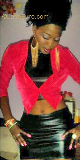 Date this happy Jamaica girl Delishi from Montego Bay JM550