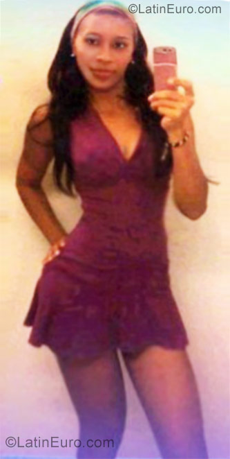 Date this young Colombia girl Cindy from Barranquilla CO9709