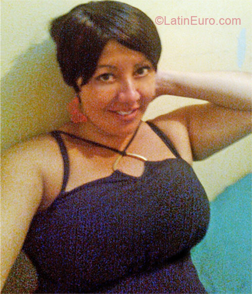 Date this athletic Costa Rica girl Jesi from Alajuela CR207