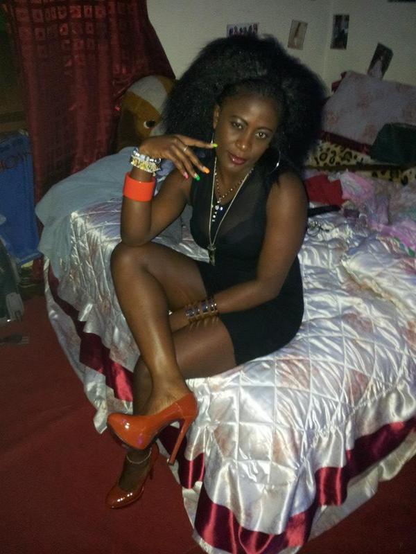 Date this tall Senegal girl Gift23 from Dakar SN163