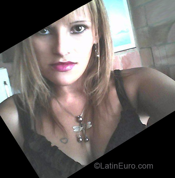 Date this sultry Colombia girl JOHANNAB from Bogota CO9884