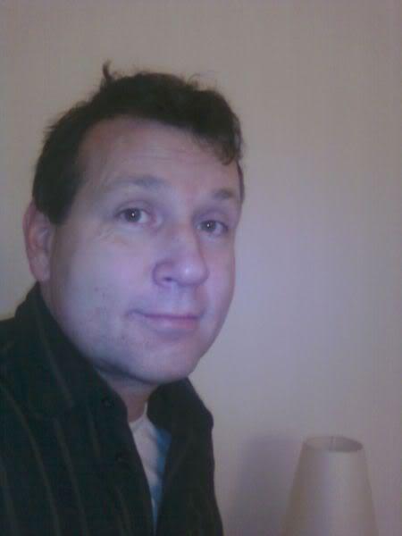 Date this tall England man Pete042 from Fulham EN48