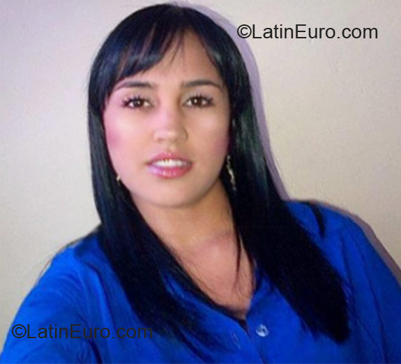 Date this passionate Colombia girl Maira from Medellin CO9899