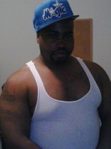 Date this young United States man Daniel from Orlando US12734