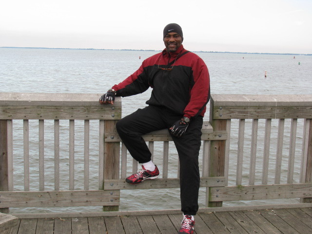 Date this georgeous United States man Kenneth from Warren US12751