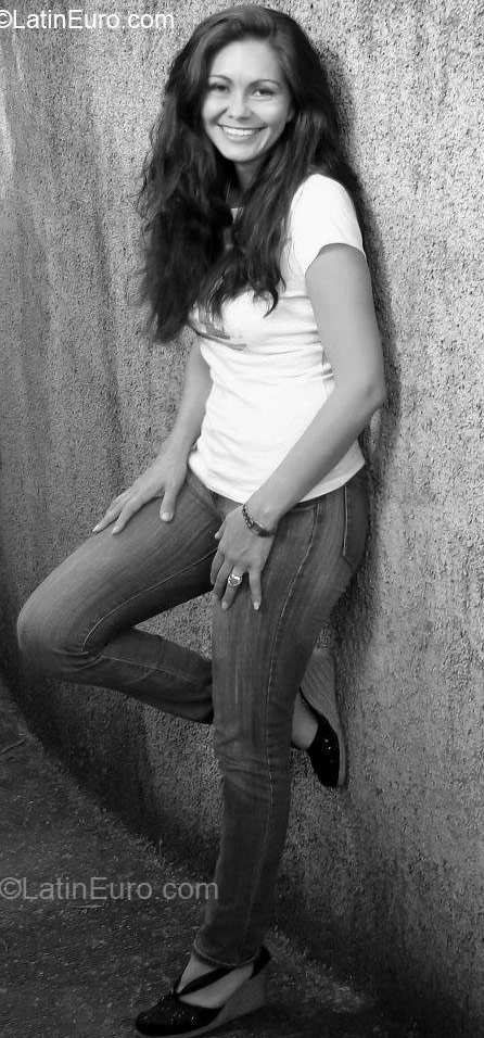 Date this sultry Costa Rica girl Maylen from San Jose CR225