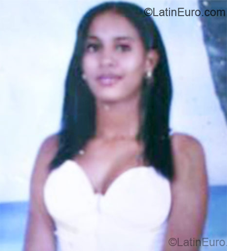 Date this good-looking Dominican Republic girl Marleni from La Romana DO10938