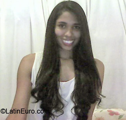 Date this hot Honduras girl Belybp from Tegucigalpa HN652