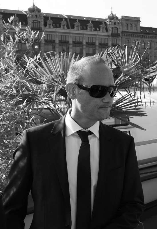 Date this tall Switzerland man LennoxX from Zurich CH103