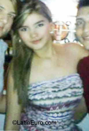 Date this good-looking Colombia girl Katalina from Villvicencio CO10106