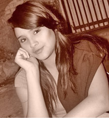 Date this sultry Colombia girl Johana from Cali CO10168