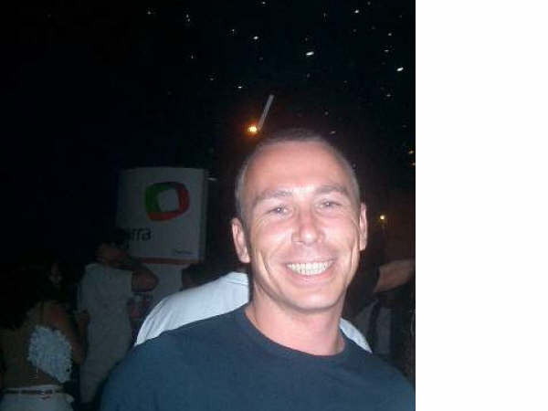 Date this sultry United Kingdom man Darron from London GB645