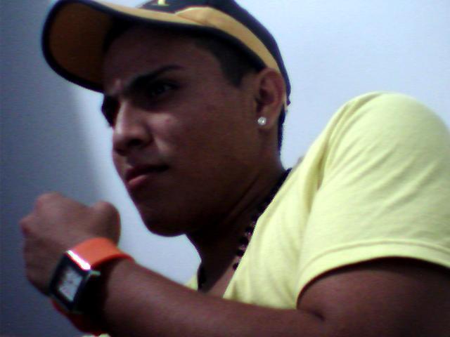 Date this pretty Colombia man Beckan24 from Cali CO10185