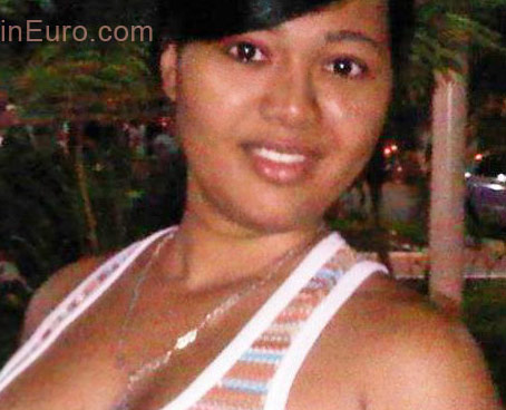 Date this tall Dominican Republic girl Areli from Santo Domingo DO11119