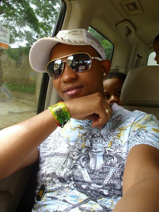 Date this good-looking Dominican Republic man CHRIS from Santiago DO11184