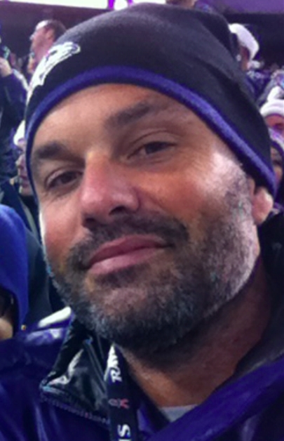 Date this foxy Honduras man Eric from Roatan HN671