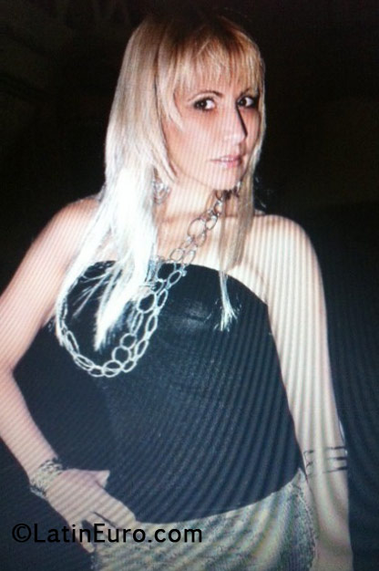 Date this fun Brazil girl Sophia from Fort Lauderdale BR6699