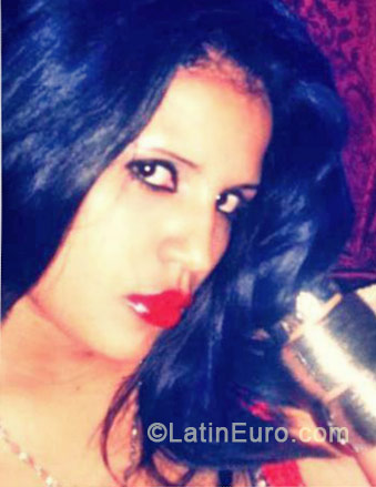 Date this tall Dominican Republic girl Jeannette from San Pedro De Macoris DO11239