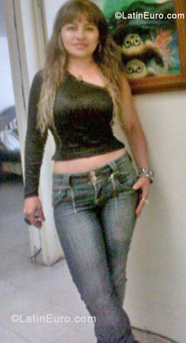 Date this hot Colombia girl Tere71 from Fusagasuga CO10410