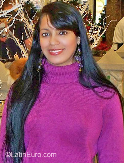 Date this young Brazil girl Tinalinda from Salvador BR6710