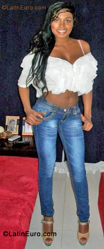 Date this georgeous Colombia girl Diana from Bogota CO10447