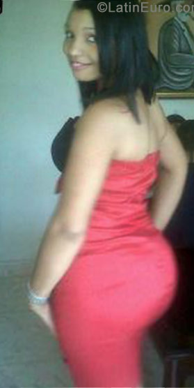 Date this hard body Dominican Republic girl Angelita from Santiago DO11261
