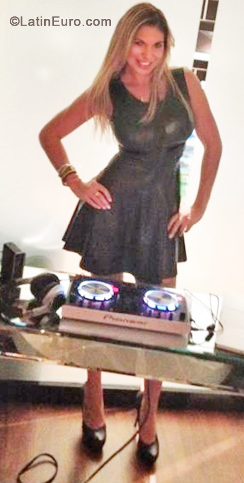 Date this hard body Mexico girl Fernanda from Mexico City MX718