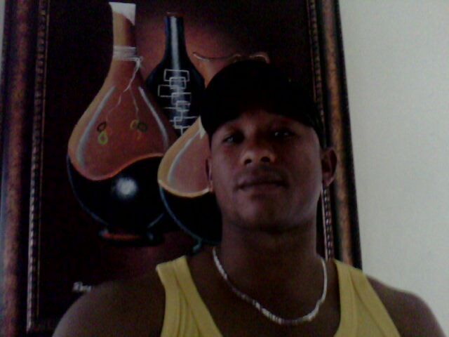 Date this hot Dominican Republic man Francisco from San Pedro De Macoris DO11350