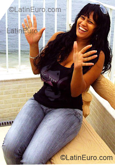 Date this georgeous Brazil girl Amanda from Rio De Janeiro BR6747
