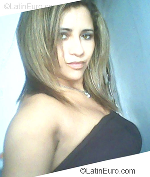 Date this lovely Brazil girl Paula from Fortaleza BR6753