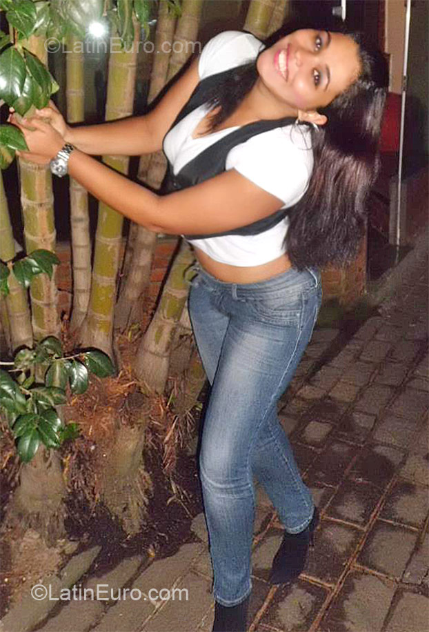 Date this young Brazil girl Kamyla from Sao Paulo BR6771