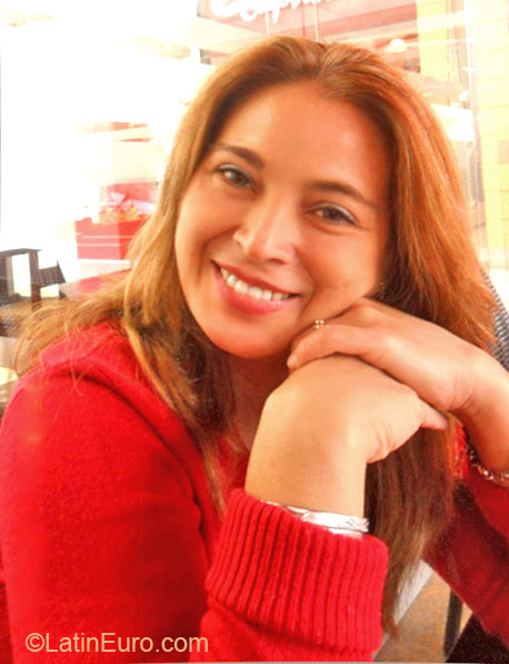 Date this sensual Venezuela girl Maryuri from Caracas VE79