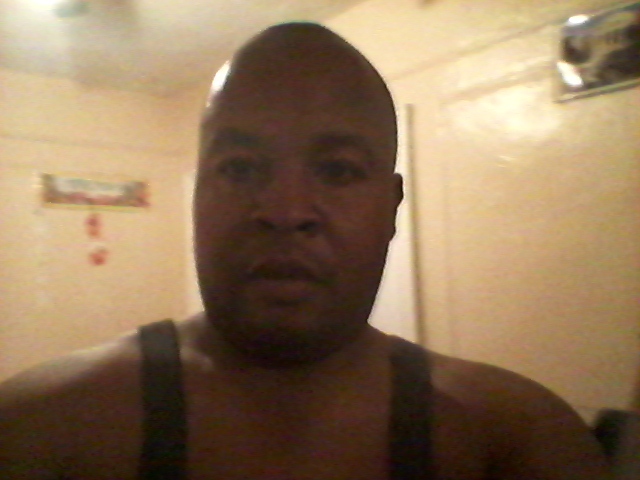 Date this foxy Haiti man Bonbagay from Brooklyn HT30